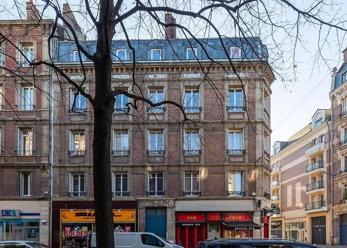 Appartement De Standing Place Saint Marc III G